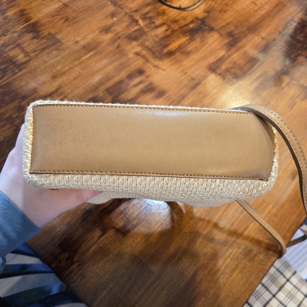 Vintage Fossil- Woven Straw Crossbody Bag with Taupe Trim - Picture 5 of 5